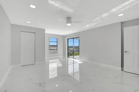 7076 Huntington Lane Delray Beach FL 33446
