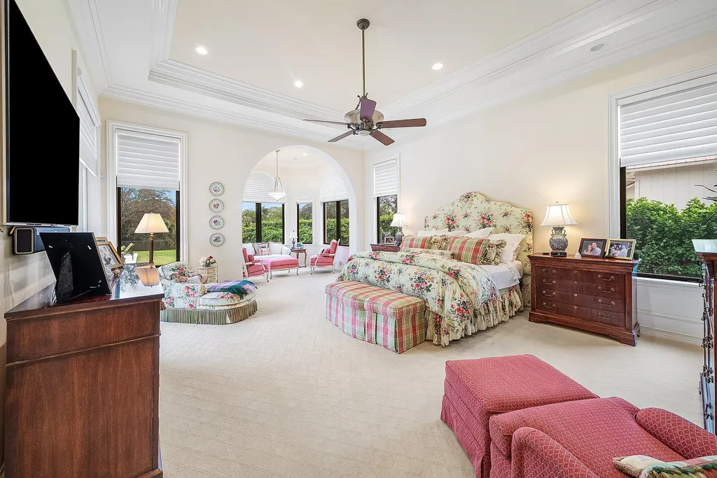 5603 Whirlaway Road Palm Beach Gardens FL 33418
