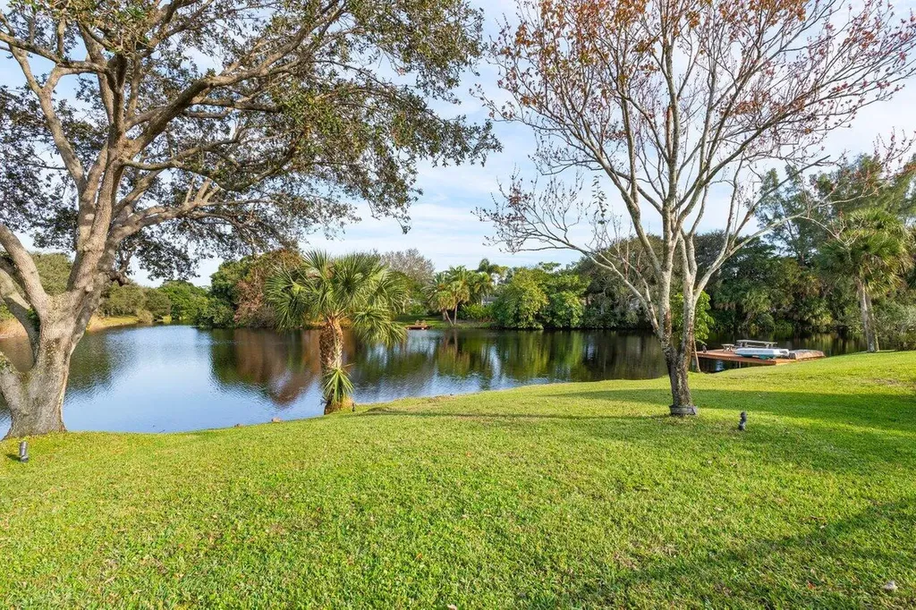 5603 Whirlaway Road Palm Beach Gardens FL 33418