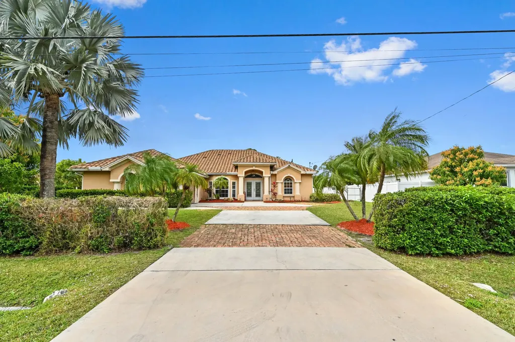 3766 SW Savona Boulevard Port St Lucie FL 34953