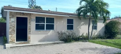 3240 Avenue F Riviera Beach FL 33404