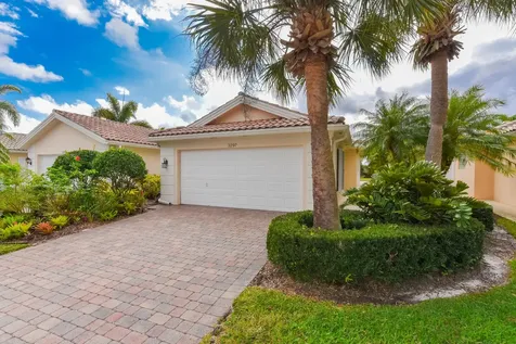 3297 SE Glacier Terrace Hobe Sound FL 33455