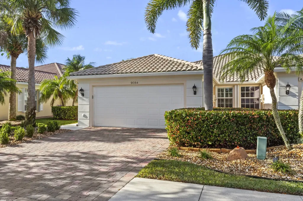 9084 SE Hawks Nest Court Hobe Sound FL 33455