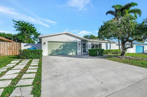 2548 SW 11th Court Boynton Beach FL 33426