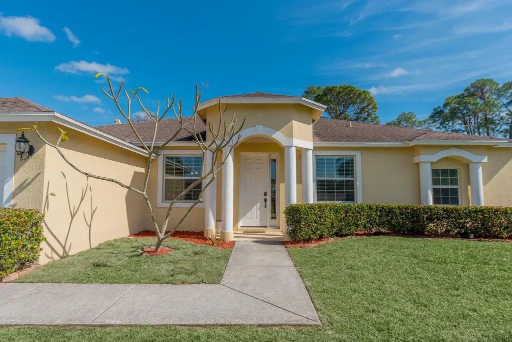 2849 SW Giralda Street Port St Lucie FL 34953