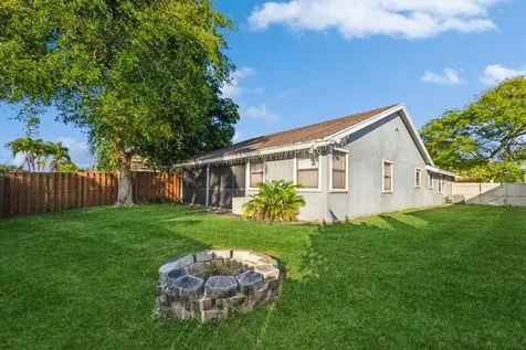 1060 NW 19th Terrace Delray Beach FL 33445