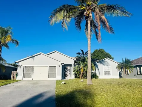 2619 SW Import Drive Port St Lucie FL 34987