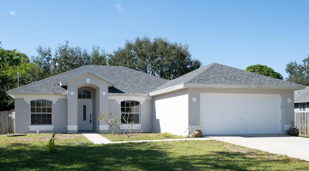 1658 SW Tivan Lane Port St Lucie FL 34984