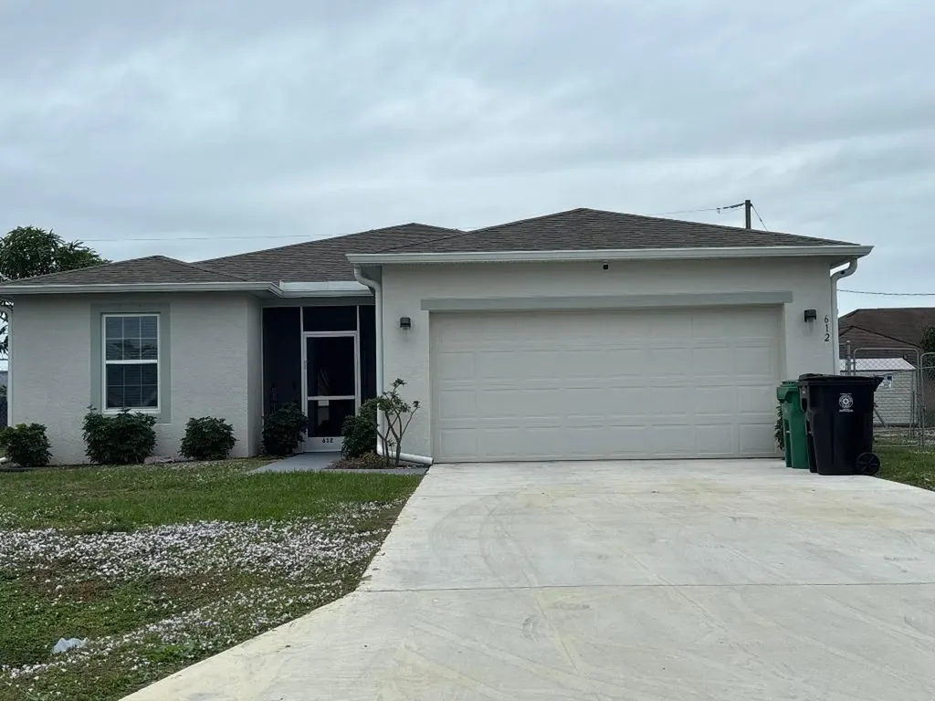 612 SW Kenyoun Street Port St Lucie FL 34983