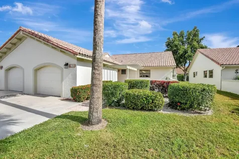 21582 Guadalajara Avenue Boca Raton FL 33433