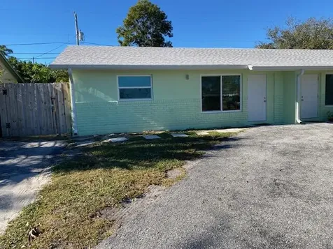 8966 SE Parkway Drive Hobe Sound FL 33455