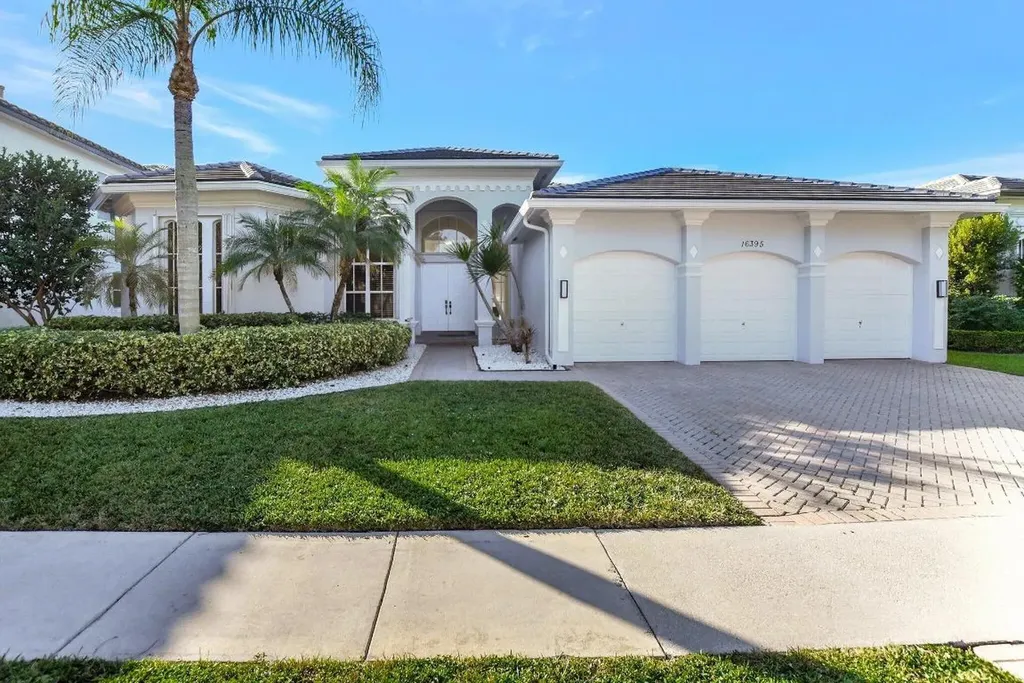 16395 Via Venetia W Delray Beach FL 33484