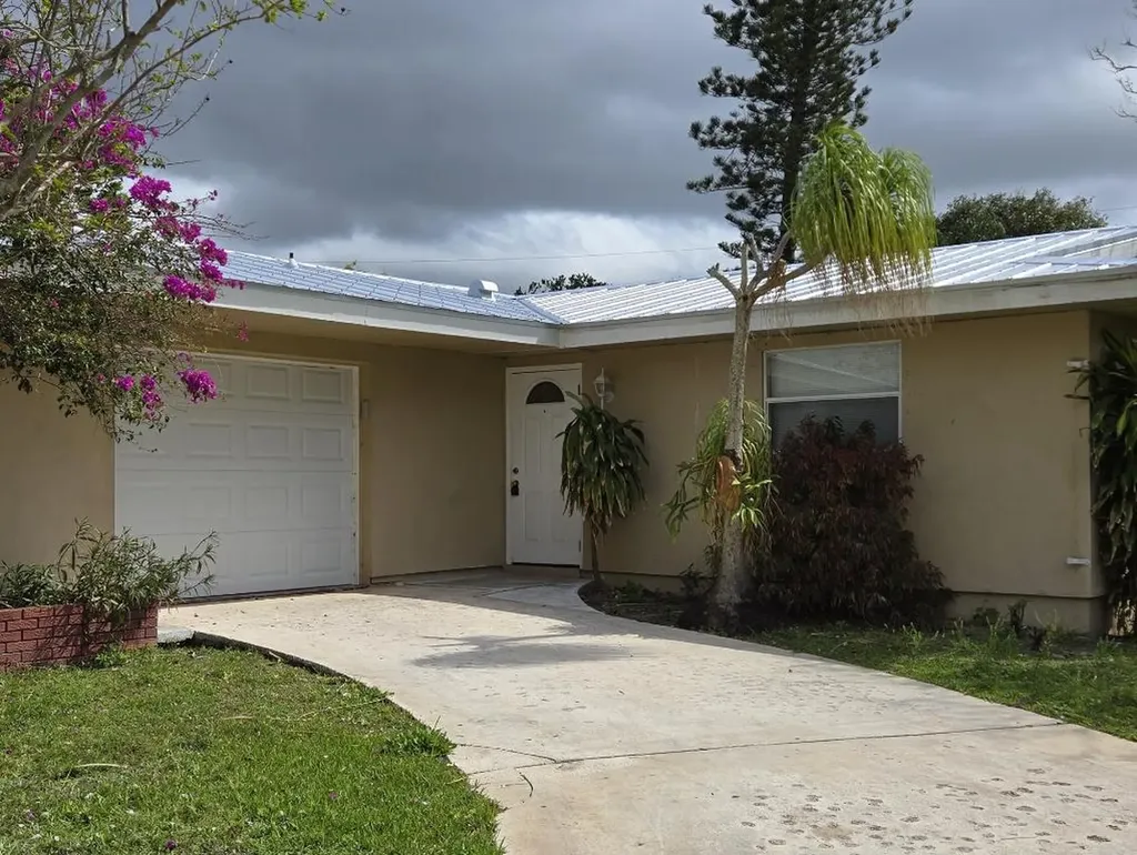 750 Altura Street Port St Lucie FL 34952