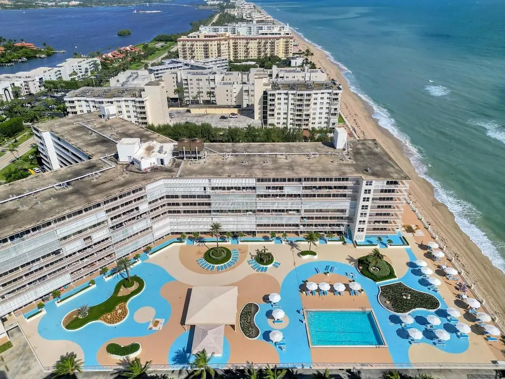 3546 S Ocean Boulevard South Palm Beach FL 33480