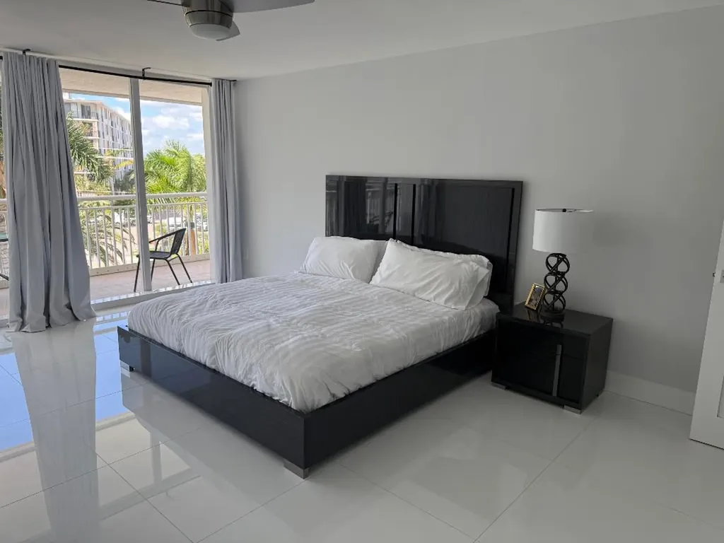 3546 S Ocean Boulevard South Palm Beach FL 33480