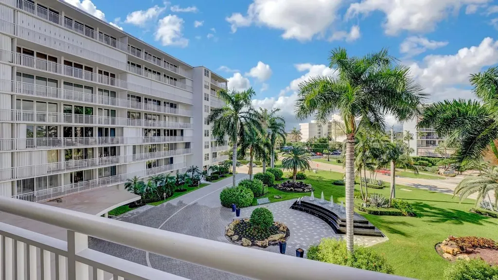 3546 S Ocean Boulevard South Palm Beach FL 33480