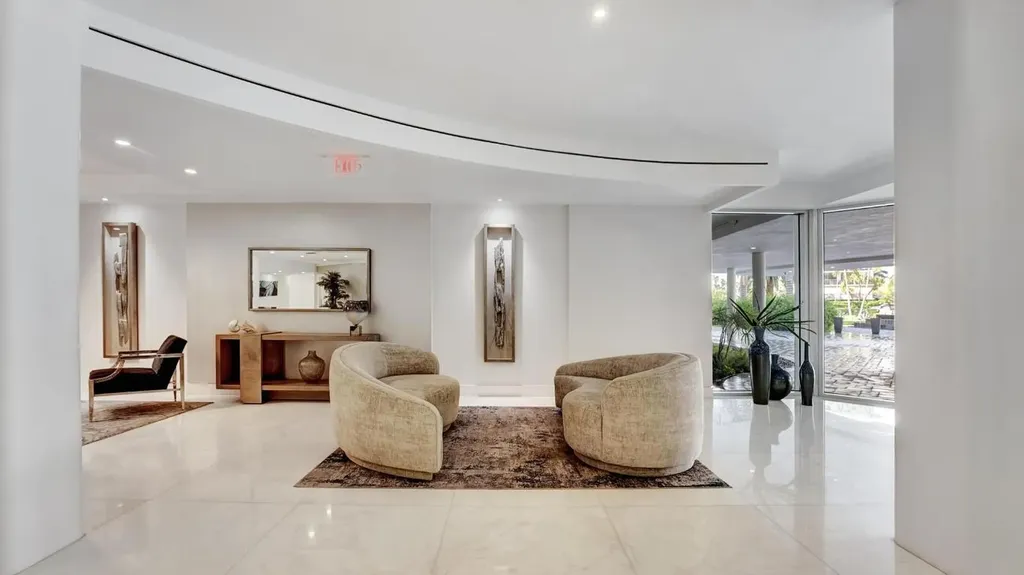 3546 S Ocean Boulevard South Palm Beach FL 33480