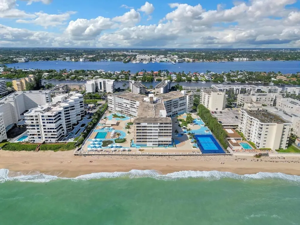 3546 S Ocean Boulevard South Palm Beach FL 33480