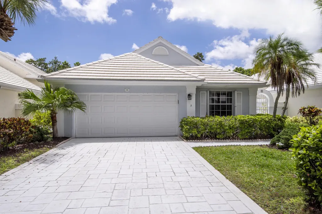 3 Blenheim Court Palm Beach Gardens FL 33418
