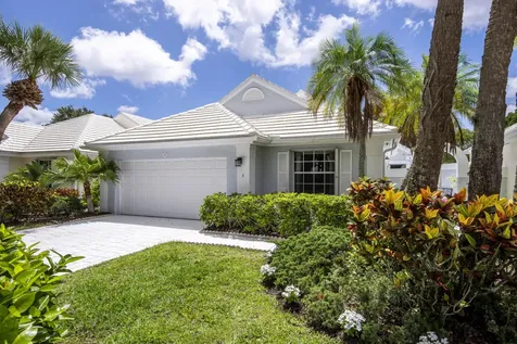 3 Blenheim Court Palm Beach Gardens FL 33418