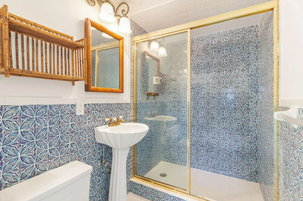 424 Brazilian Avenue Palm Beach FL 33480