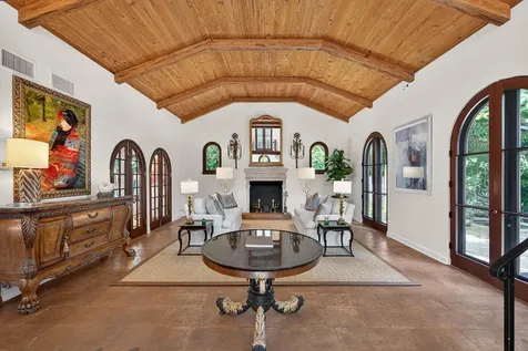 424 Brazilian Avenue Palm Beach FL 33480
