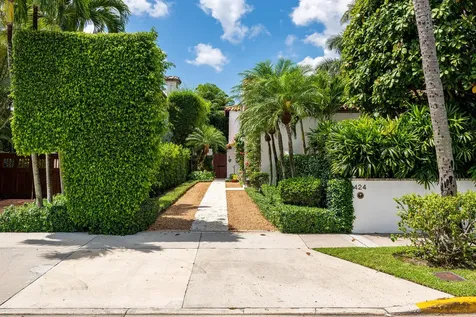424 Brazilian Avenue Palm Beach FL 33480