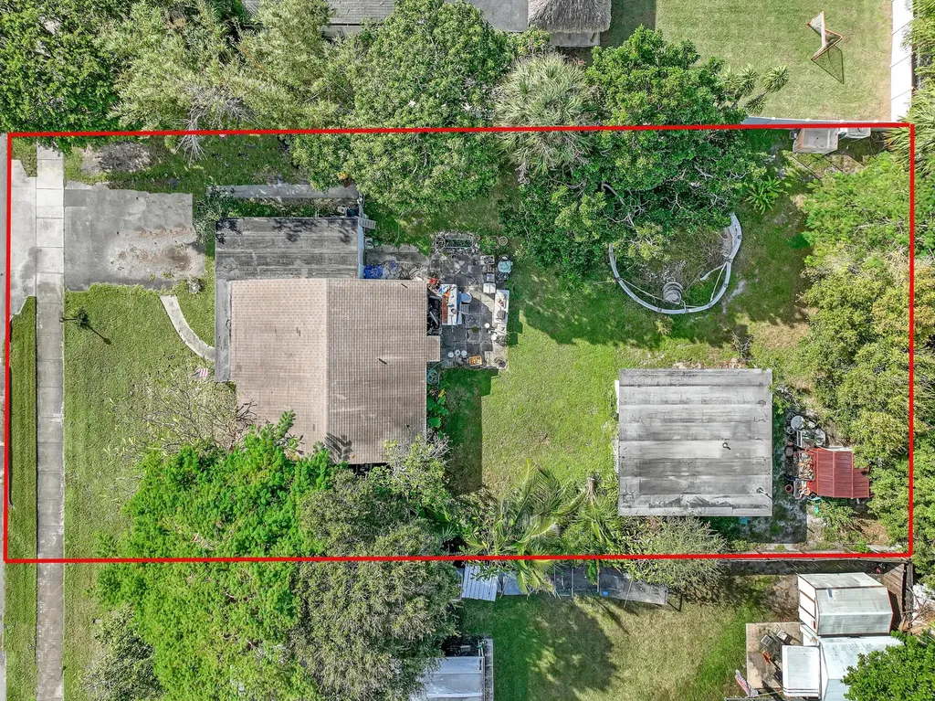 237 NE 14th Street Delray Beach FL 33444