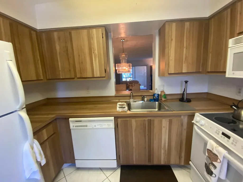 14360 Strathmore Lane Delray Beach FL 33446
