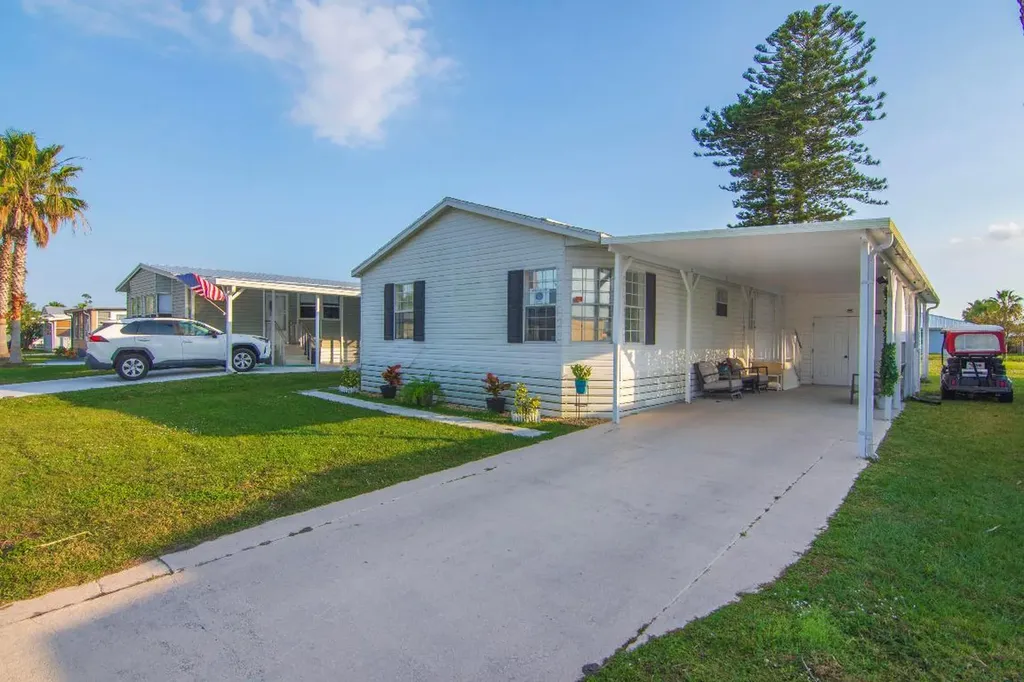 71 El Camino Real Port St Lucie FL 34952