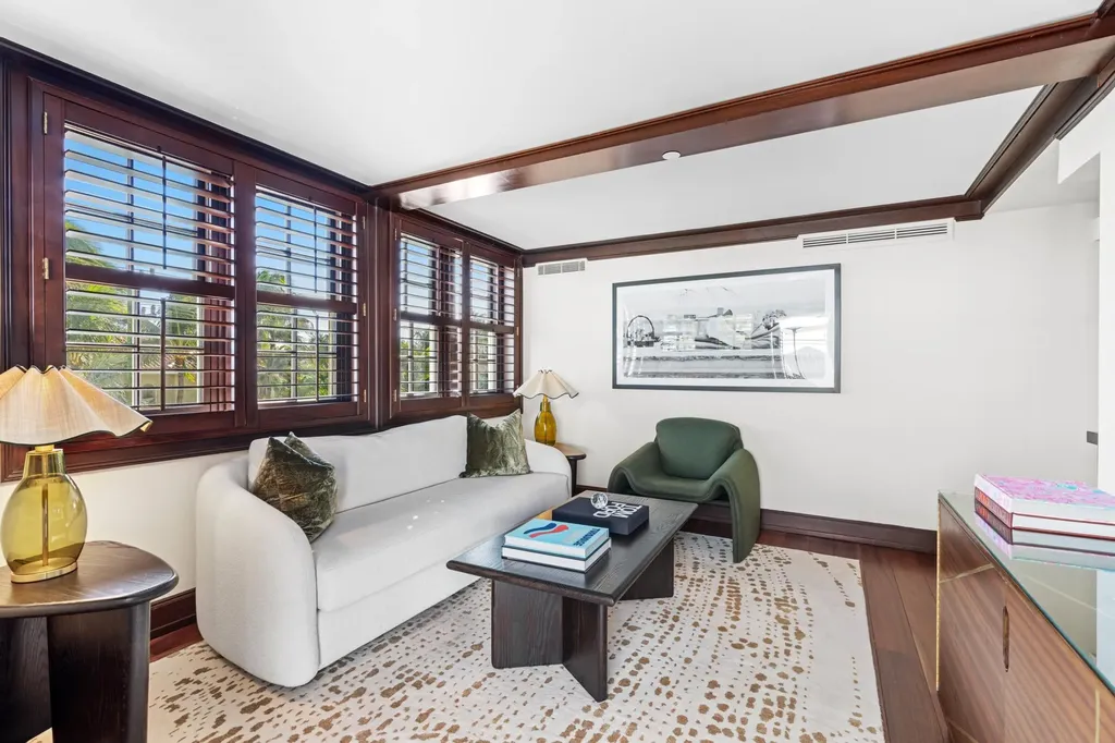 301 Australian Avenue Palm Beach FL 33480