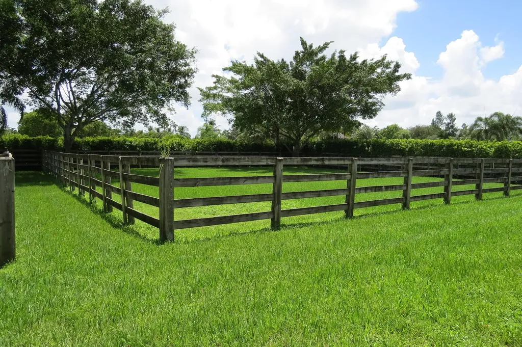 2705 Appaloosa Trail Wellington FL 33414