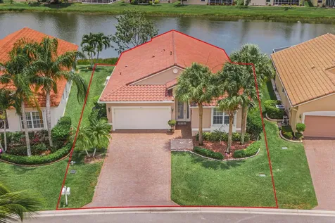 352 NW Shoreline Circle Port St Lucie FL 34986