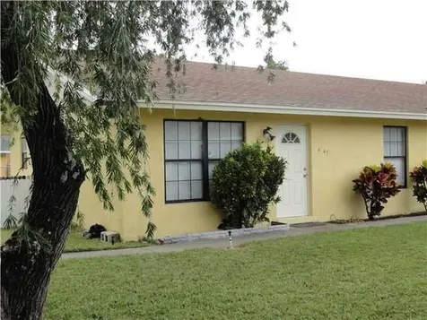 2021 S Haverhill Road West Palm Beach FL 33415