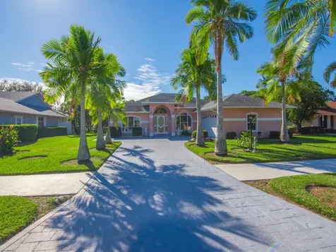 4317 Gator Trace Drive Fort Pierce FL 34982