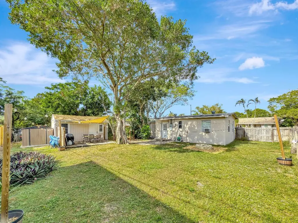 1914 NE 48th Court Pompano Beach FL 33064