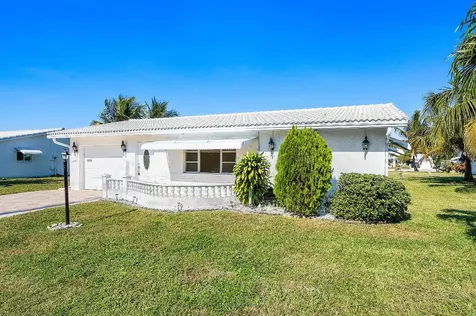 1403 SW 22nd Way Boynton Beach FL 33426