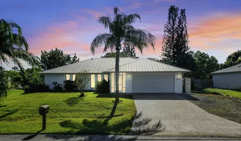 2292 SE Maslan Avenue Port St Lucie FL 34952