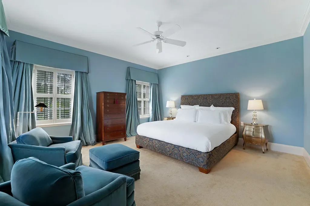 510 N Lake Way Palm Beach FL 33480