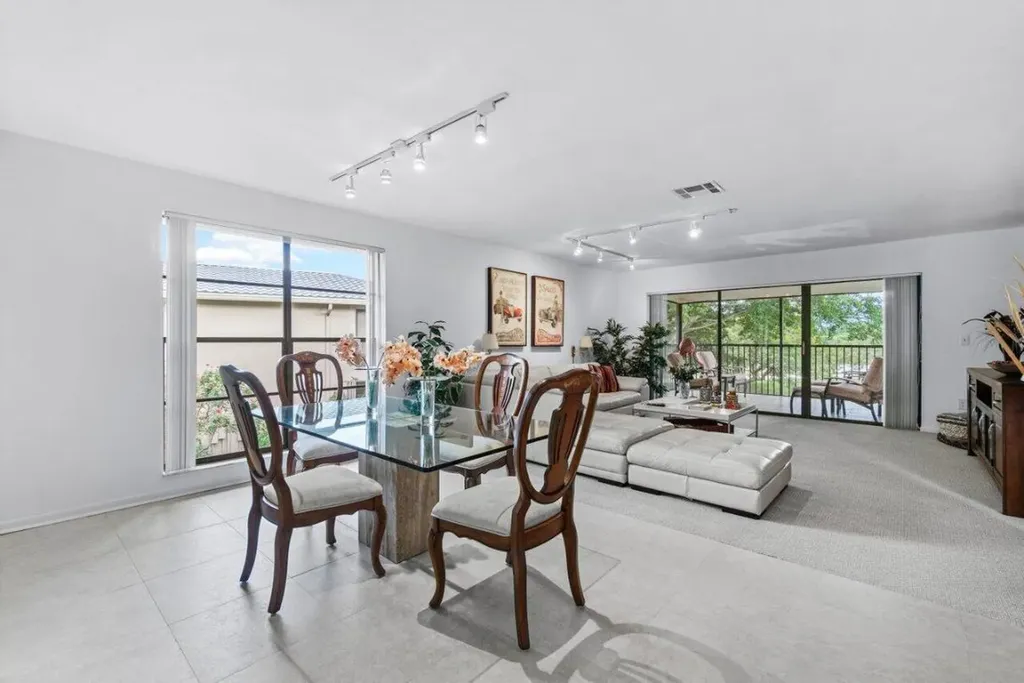 20 Westgate Lane Boynton Beach FL 33436