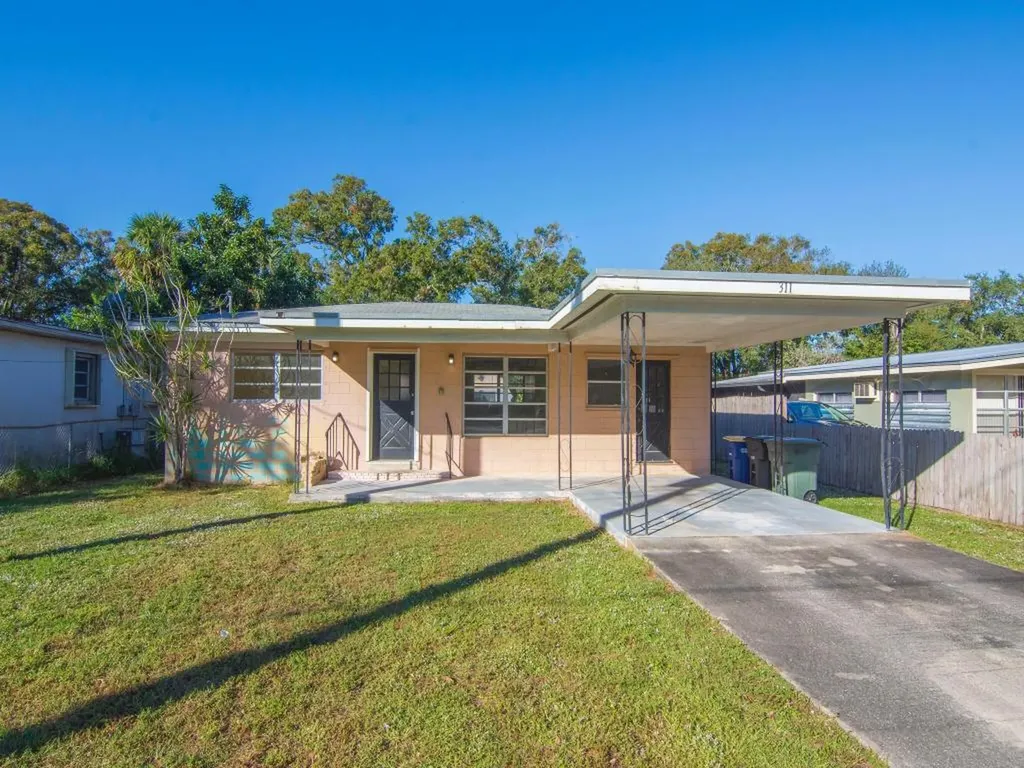 311 S 23rd Street Fort Pierce FL 34950