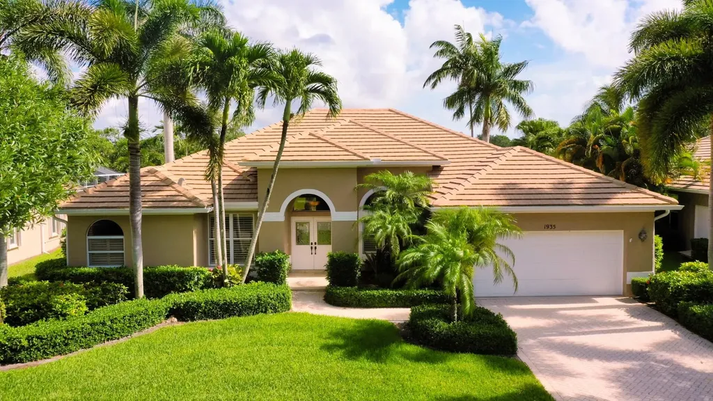 1935 SW Whitemarsh Way Palm City FL 34990