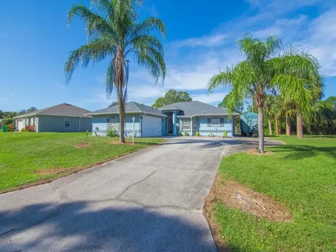 825 Landsdowne Drive Sebastian FL 32958