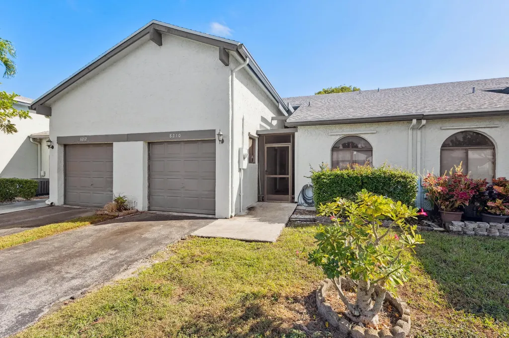 8210 NW 100th Lane Tamarac FL 33321