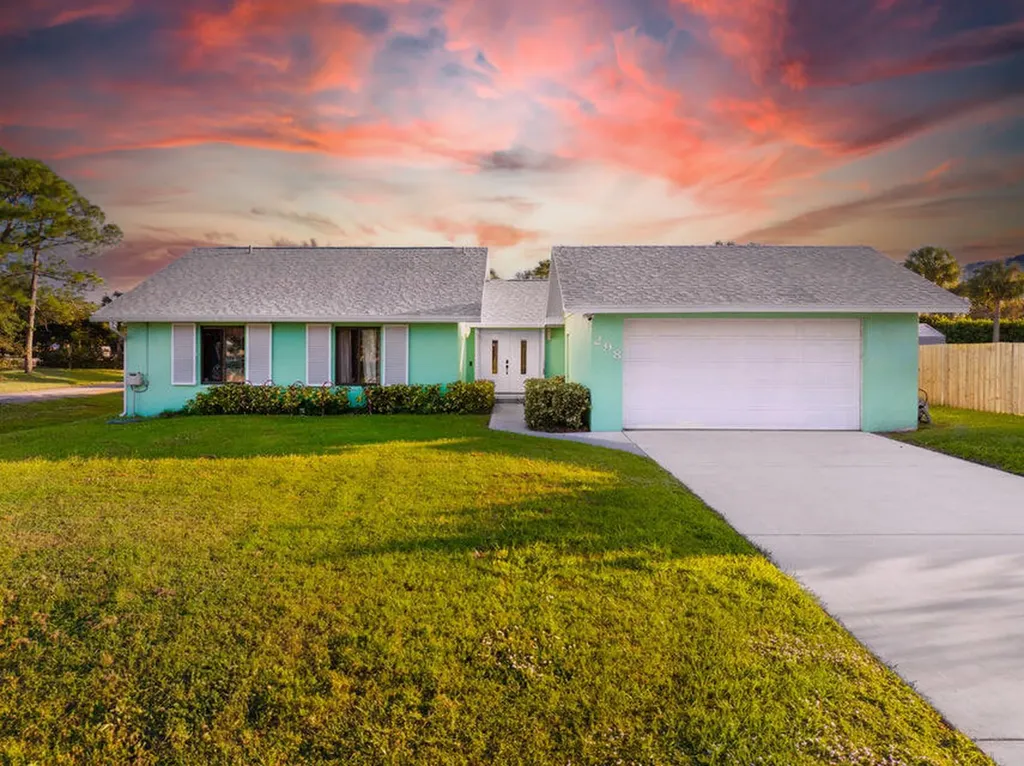 298 SE Grove Avenue Port St Lucie FL 34983