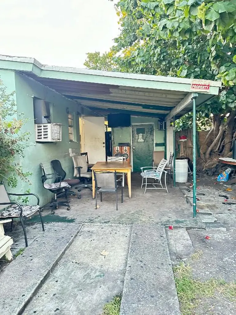 116 SW 11th Avenue Delray Beach FL 33444