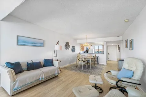2401 Marina Isle Way Jupiter FL 33477