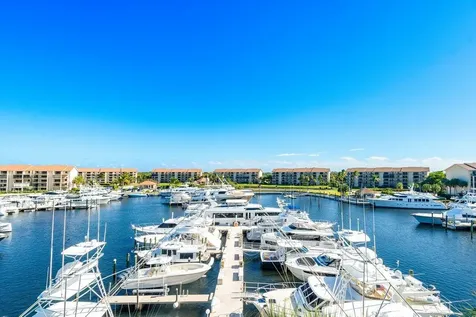 2401 Marina Isle Way Jupiter FL 33477