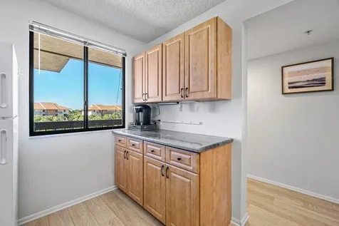 2401 Marina Isle Way Jupiter FL 33477