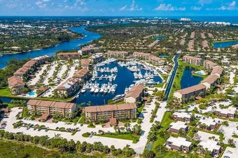 2401 Marina Isle Way Jupiter FL 33477